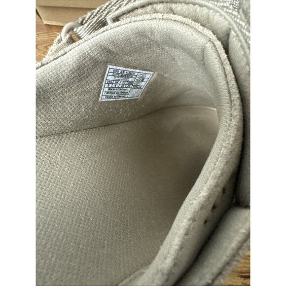 UGG Womens Goldenstar Clogs | Sand | 1138252-SAN | Size 8 | Used - Picture 10 of 11